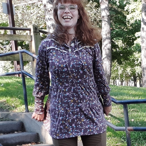 Tiered Hoodie Tunic - Picture 13 of 14